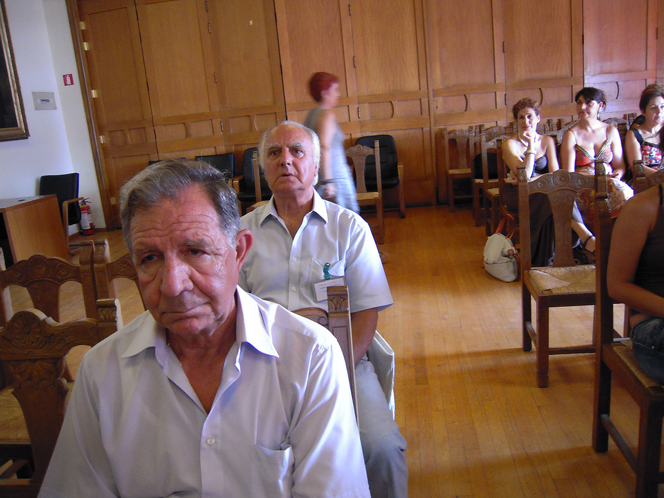 04 2012 ΕΚΕ