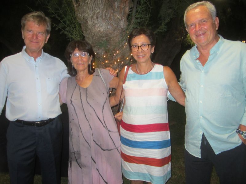 ΚΟΙΝΟΝ DINNER XENIA 20.8.2023 Αχιλ και Γιώργος Παπαρσένος Θάλεια Σκοτ. Αυγέρου Χρυσανθη IMG 0391